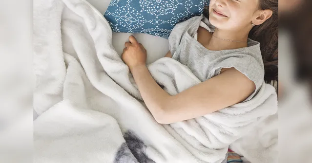 Imagem ilustrativa da notícia Saiba o real significado de dormir com cobertor até no calor