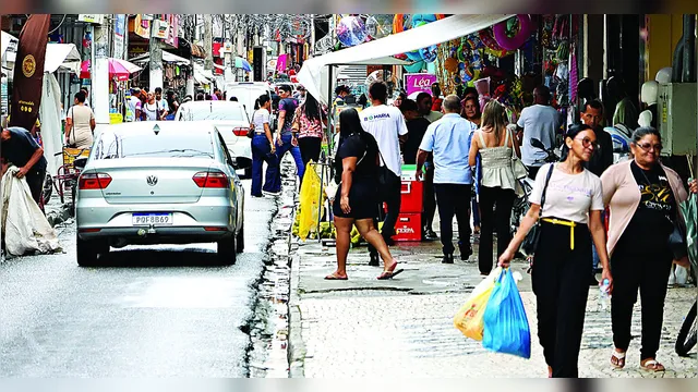 Imagem ilustrativa da notícia Semana do consumidor: comércio tem ofertas e clientes atentos