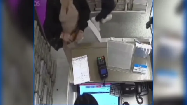 Imagem ilustrativa da notícia Vídeo: mulher é flagrada furtando uma carteira avaliada em R$ 600, em Belém