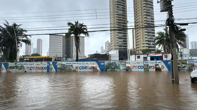 Imagem ilustrativa da notícia Maré alta e chuva forte deixam ruas de Belém no fundo neste sábado, 1