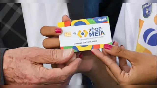 Imagem ilustrativa da notícia MEC confirma Pé-de-Meia Licenciatura para quem fez Enem 2024