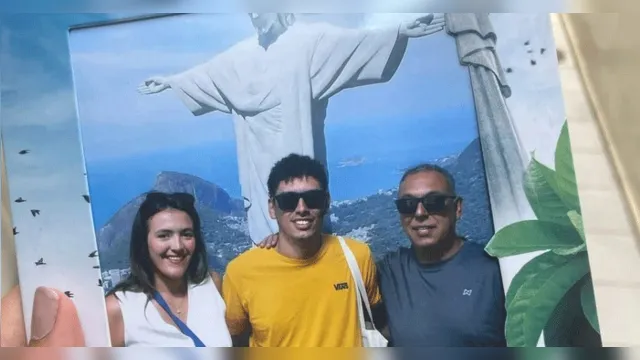 Imagem ilustrativa da notícia A história do turista que morreu aos pés do Cristo Redentor