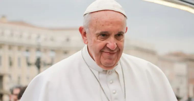Imagem ilustrativa da notícia Papa Francisco enfrenta grave infecção e suspende agenda
