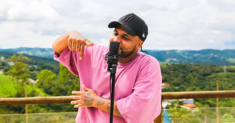 Imagem ilustrativa da notícia BC Raff lança "Legend" seu terceiro álbum de estúdio