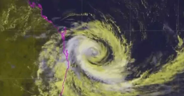 Imagem ilustrativa da notícia Ciclone tropical Alfred se aproxima e põe Austrália em alerta