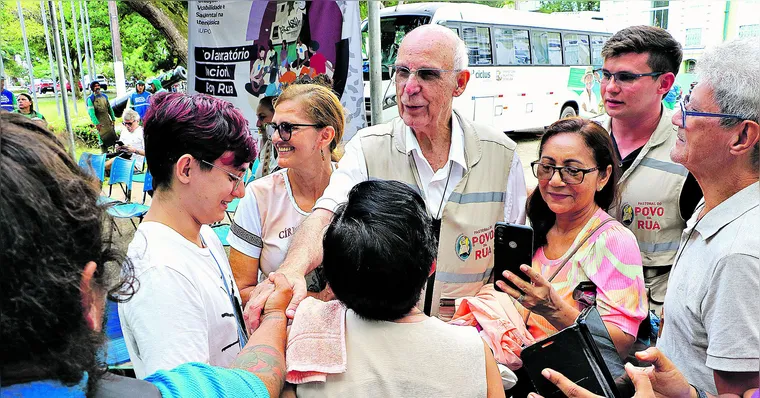 Imagem ilustrativa da notícia Padre Lancellotti ouve população em situação de rua em Belém