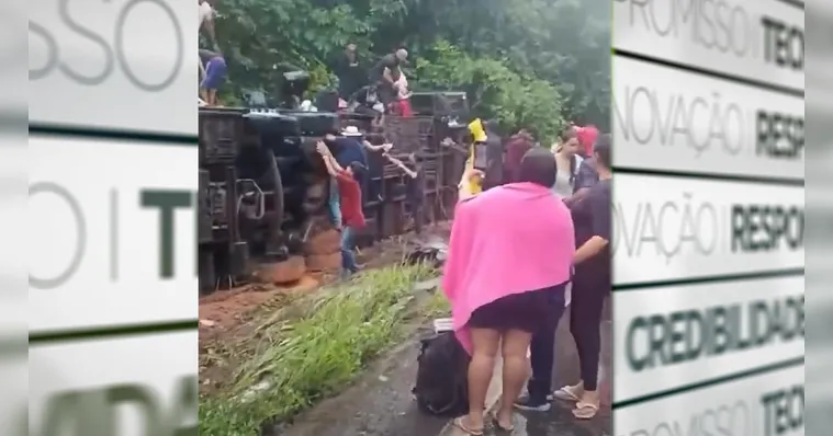 Imagem ilustrativa da notícia Ônibus com passageiros de Marabá tomba na BR-153