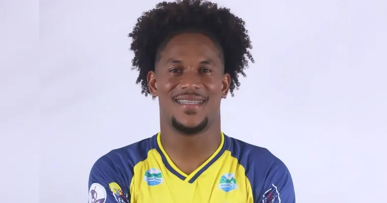 Imagem ilustrativa da notícia Jogador de futebol é preso suspeito de extorsão e abuso sexual