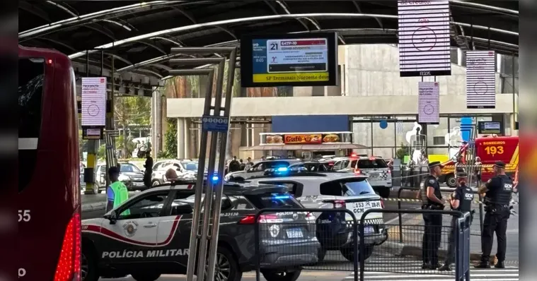 Imagem ilustrativa da notícia Bomba explode e isola área do terminal em São Paulo