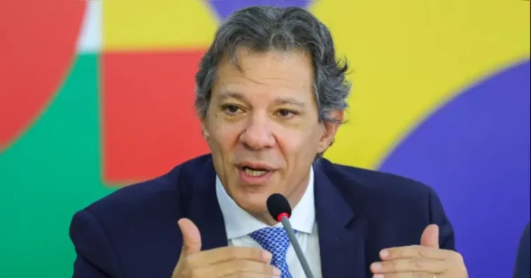 Imagem ilustrativa da notícia Governo decide revogar norma sobre fiscalização do Pix