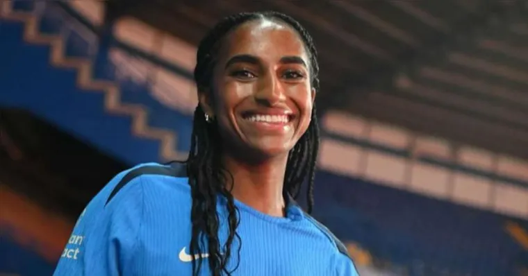 Imagem ilustrativa da notícia Naomi Girma se torna jogadora mais cara do futebol feminino