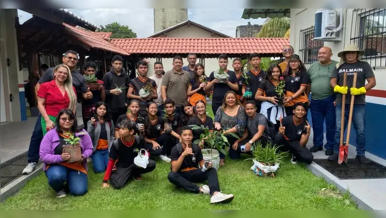 Imagem ilustrativa da notícia Escola promove ações práticas pelos Dias da Floresta e da Água