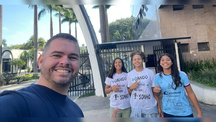 Imagem ilustrativa da notícia Jovem atleta paraense assina contrato com o Corinthians