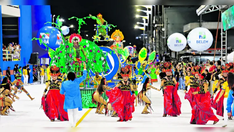 Imagem ilustrativa da notícia Escolas levam brilho e beleza ao desfile na Aldeia Cabana