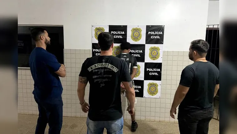 Imagem ilustrativa da notícia "Demeritocracia": homem é preso por fraude em concurso da PM