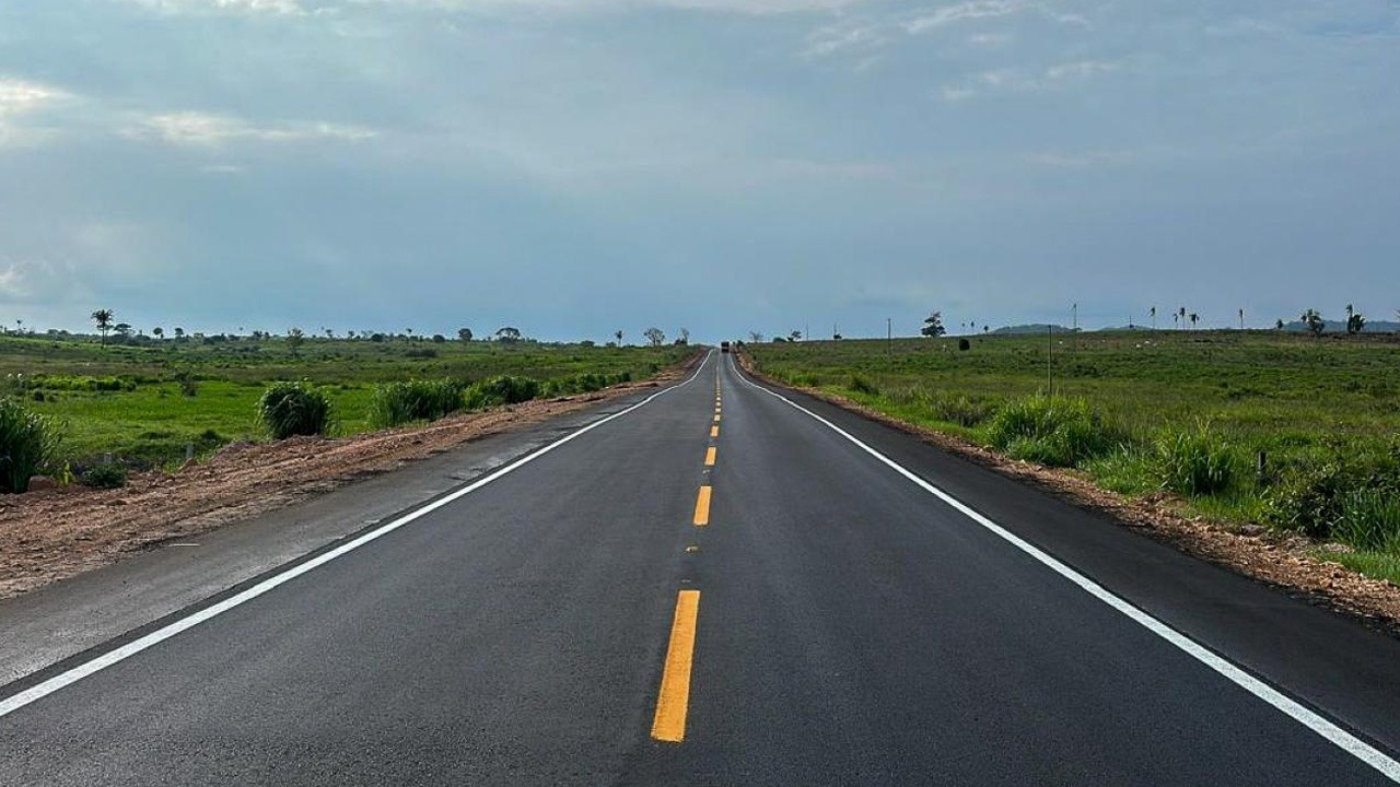 A conclusão da pavimentação da PA-160 está prevista para os próximos meses.
