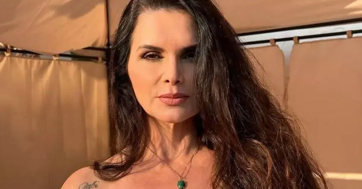 Luiza Ambiel ficou conhecida na TV por sua participação na Banheira do Gugu.