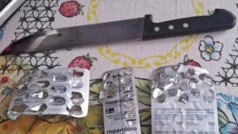 Faca que, segundo o suspeito, foi usada pela mãe