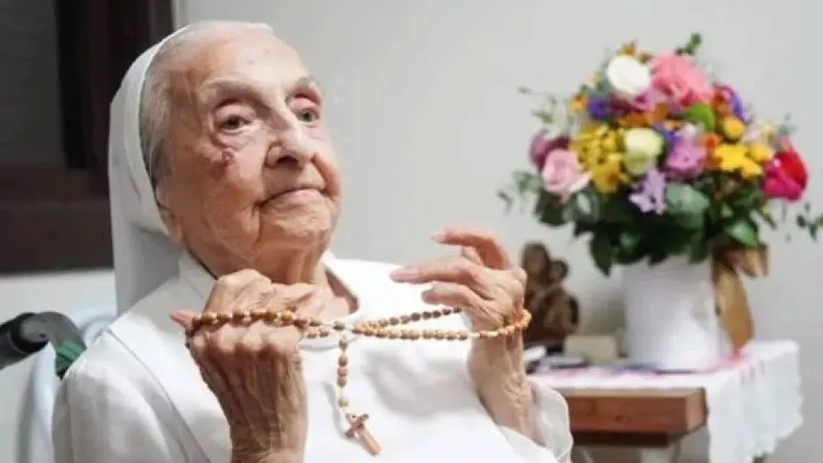 Inah Canabarro Lucas nasceu em 1908, vivendo durante a pandemia de gripe espanhola, as duas Guerras Mundiais e outros fatos históricos.