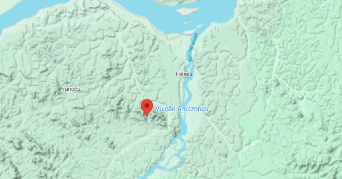 Durante o período de atividade, o cone vulcânico chegou a atingir 400 metros de altura, conforme dados apresentados por especialistas.