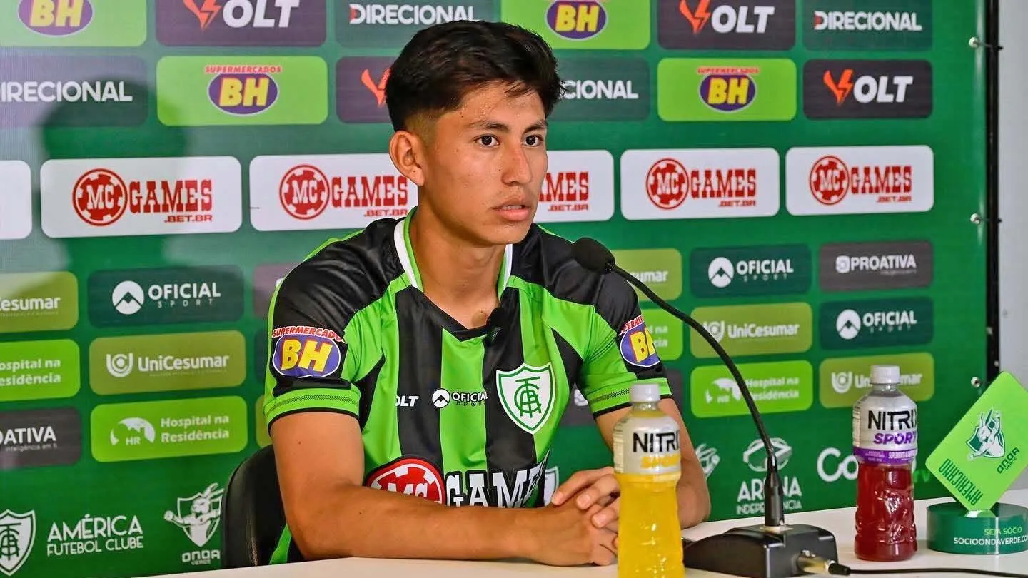 Meia do América-MG é acusado de injuria racial