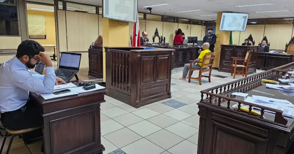 Ao longo do julgamento, Dhonlleno Nunes Amaral negou participação na chacina. Ele ainda alegou ter sido preso apenas por tentativa de homicídio.