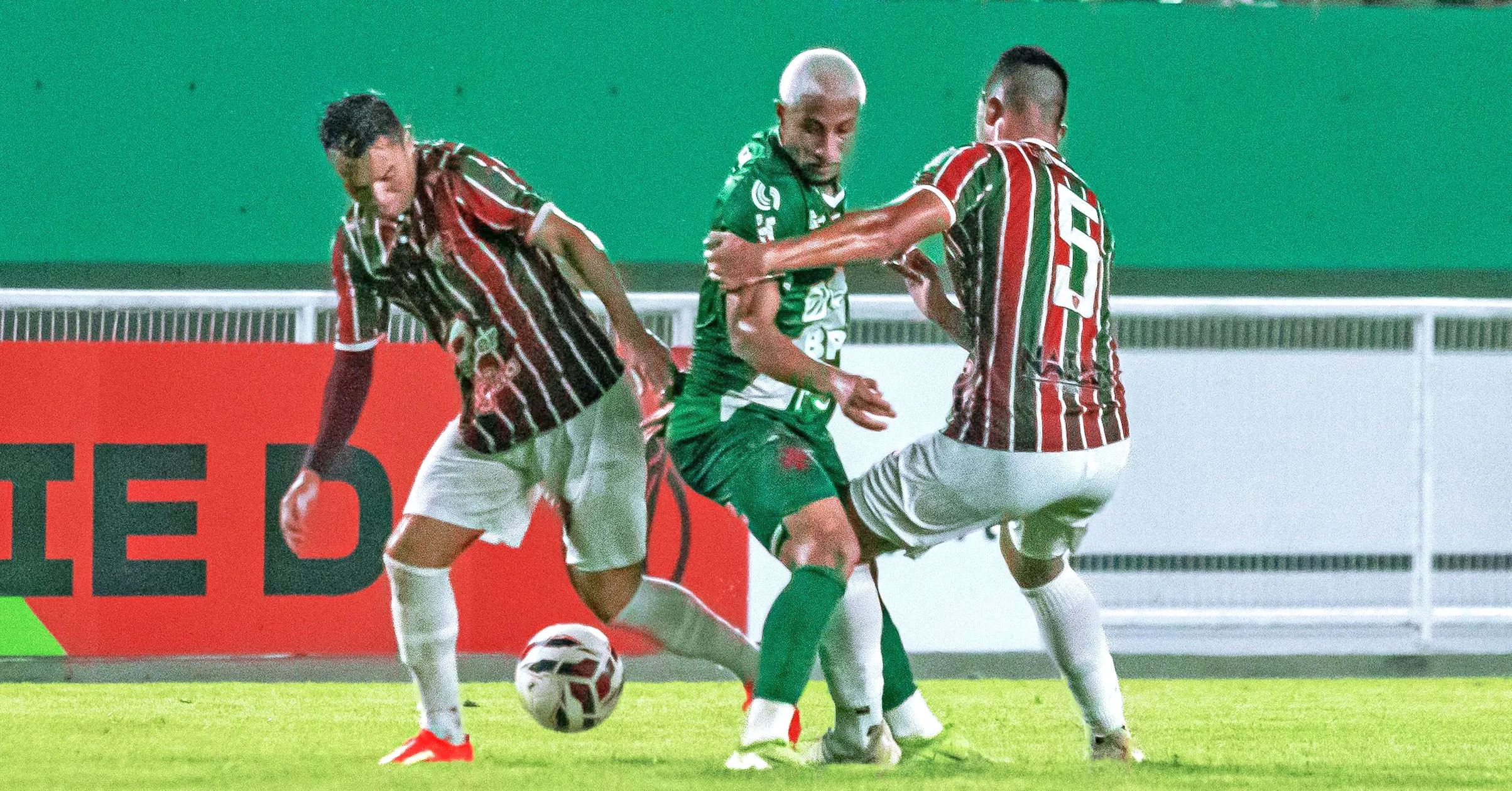 Águia Guerreira do Souza não conseguiu balançar as redes e perdeu a liderança da Série D.