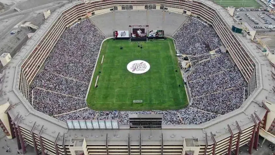 O Estádio Monumental de Lima é um dos locais de grande capacidade na América do Sul