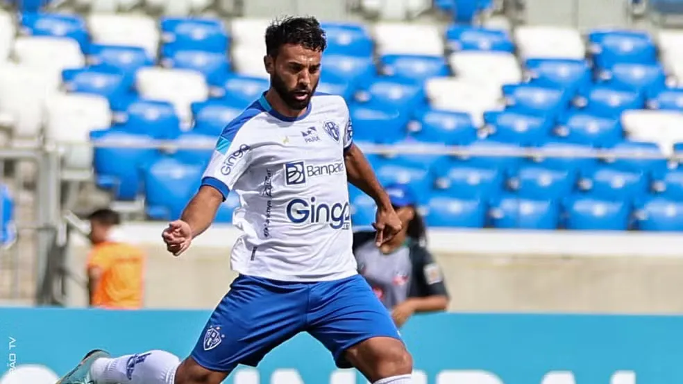 Ramón Martínez sofreu lesão no momento do gol do CRB e irá desfalcar o Paysandu