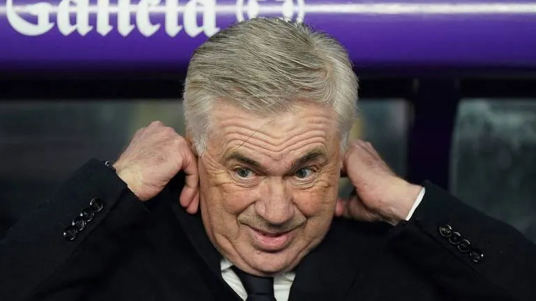 Técnico Carlo Ancelotti ainda no comando do Real Madrid
