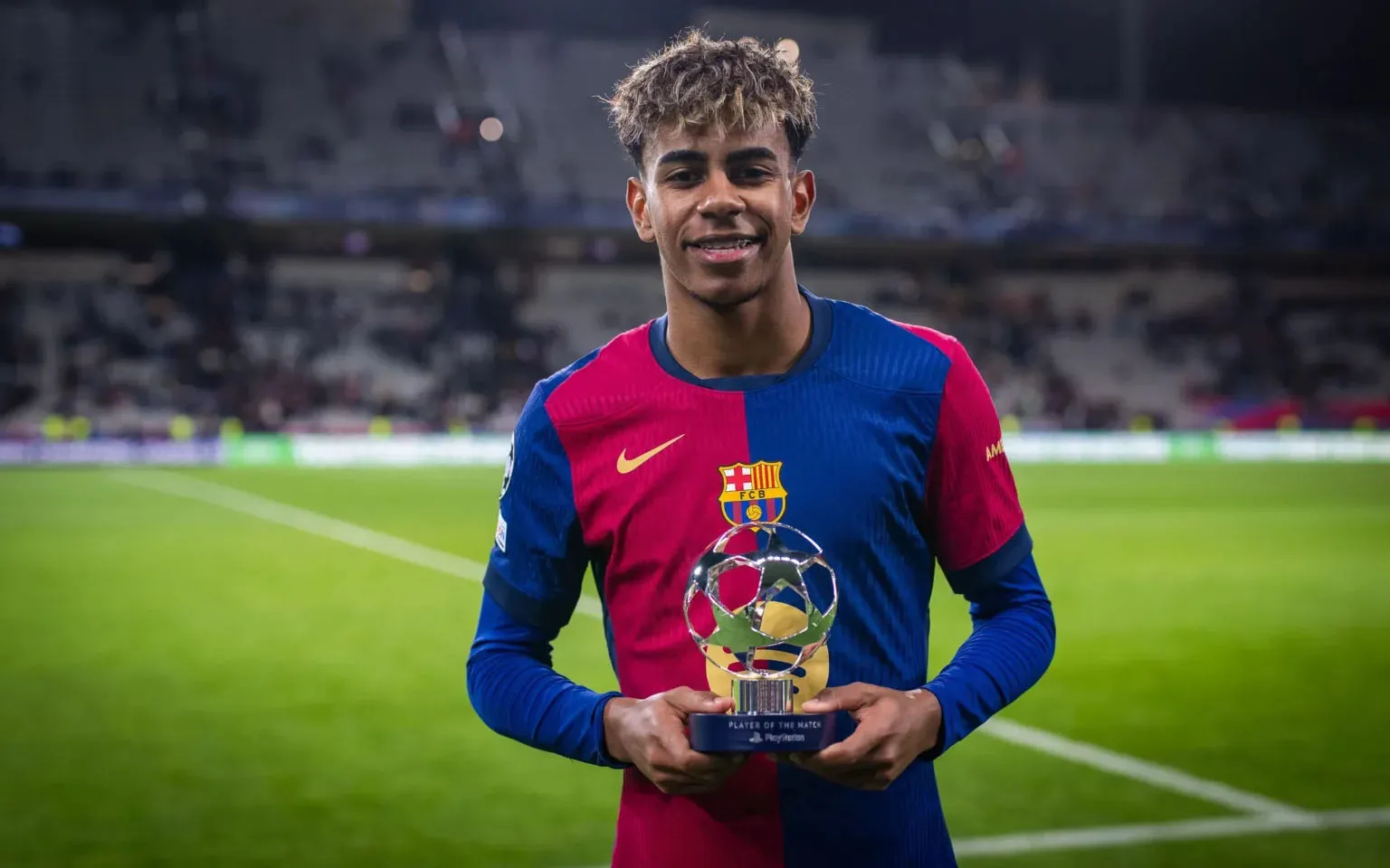 Yamal chegou ao centro de formação de La Masia aos 7 anos e estreou no time profissional aos 15, em 2023