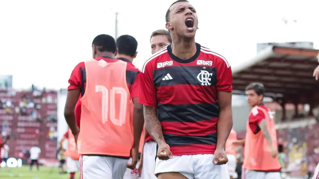 Petterson chegou a acertar detalhes com o Barcelona