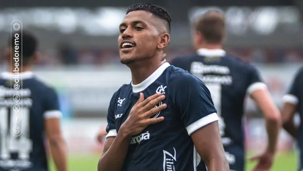 Atacante Pedro Rocha do Clube do Remo