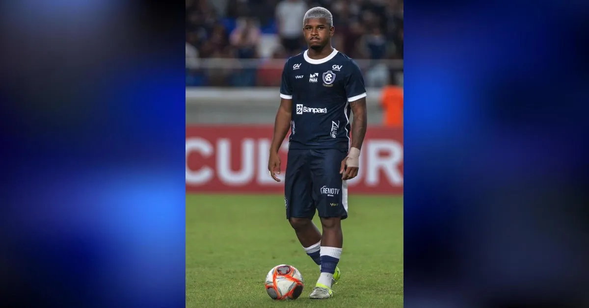 No clássico Remo x Paysandu, Jaderson sofreu um grave acidente e foi levado ao hospital após colisão. Novillo também saiu machucado.
