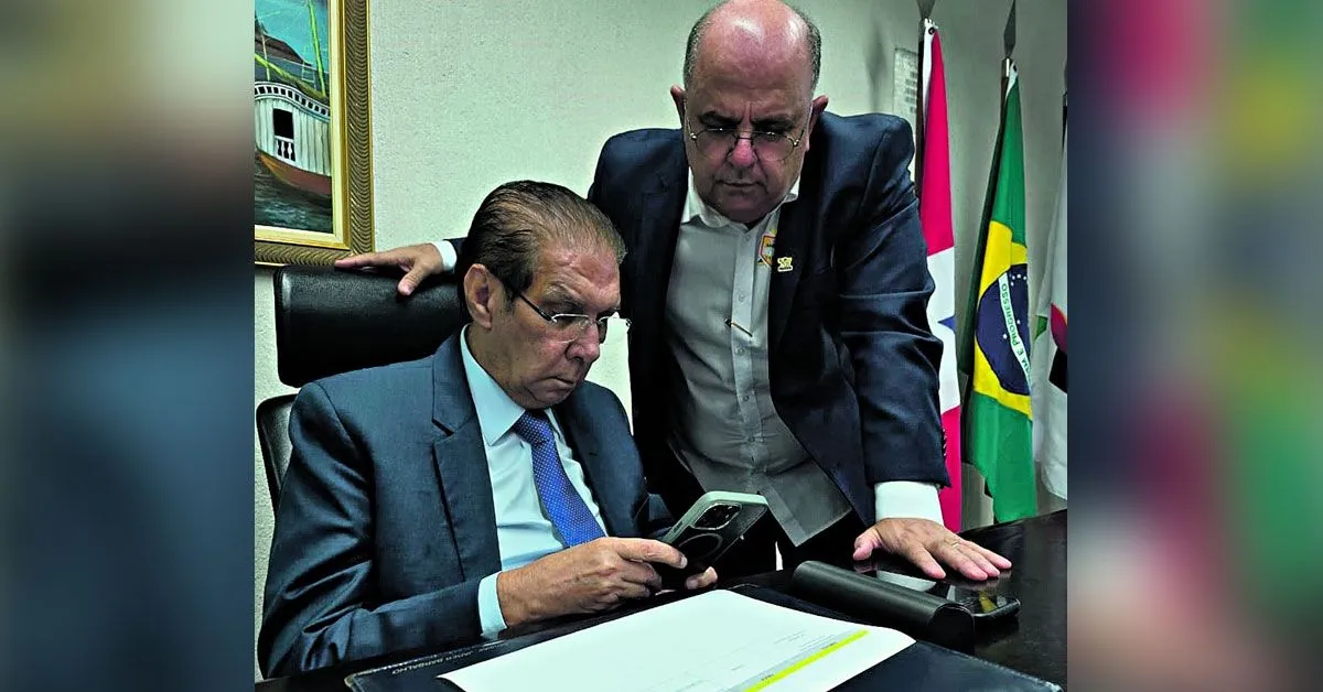 O prefeito Claudionor Moreira mostrou ao senador a situação do município após dois dias de chuvas fortes