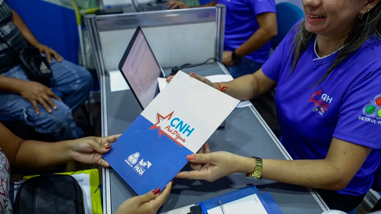 A iniciativa visa promover inclusão social, mobilidade e autonomia para essas mães em todas as regiões do estado.