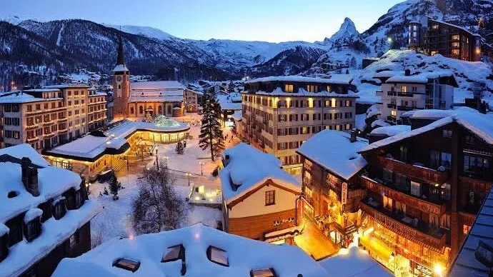 Zermatt, na Suíça, na região onde os esquiadores foram encontrados