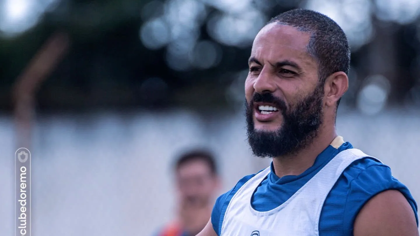 Ytalo jogou a última partida no dia 3 de maio. De lá para cá, não foi utilizado em quatro jogos