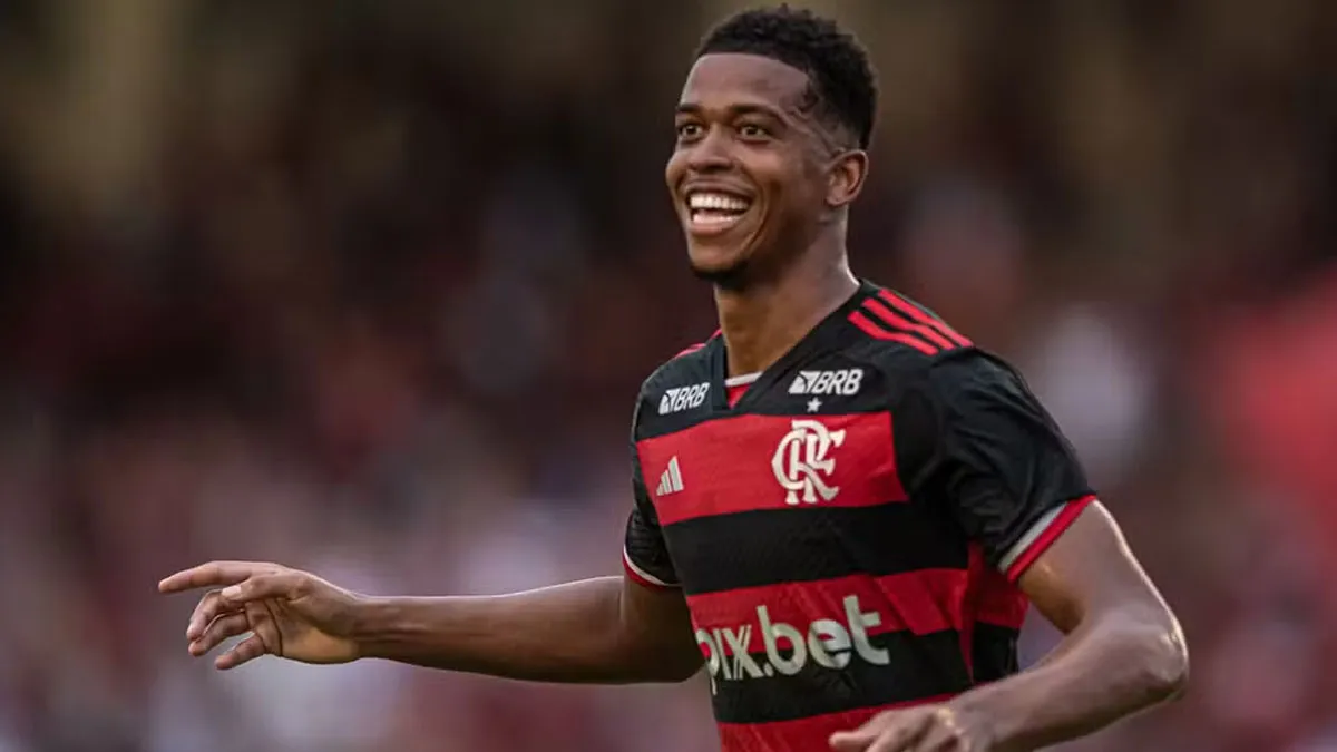Se Carlinho não está nos planos do Flamengo e nem do Vitória, o Clube do Remo parece não estar nos planos do atleta.