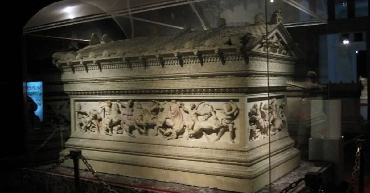 Estudo arqueológico aponta que o Túmulo I não guarda os restos mortais de Filipe II, pai de Alexandre, o Grande.