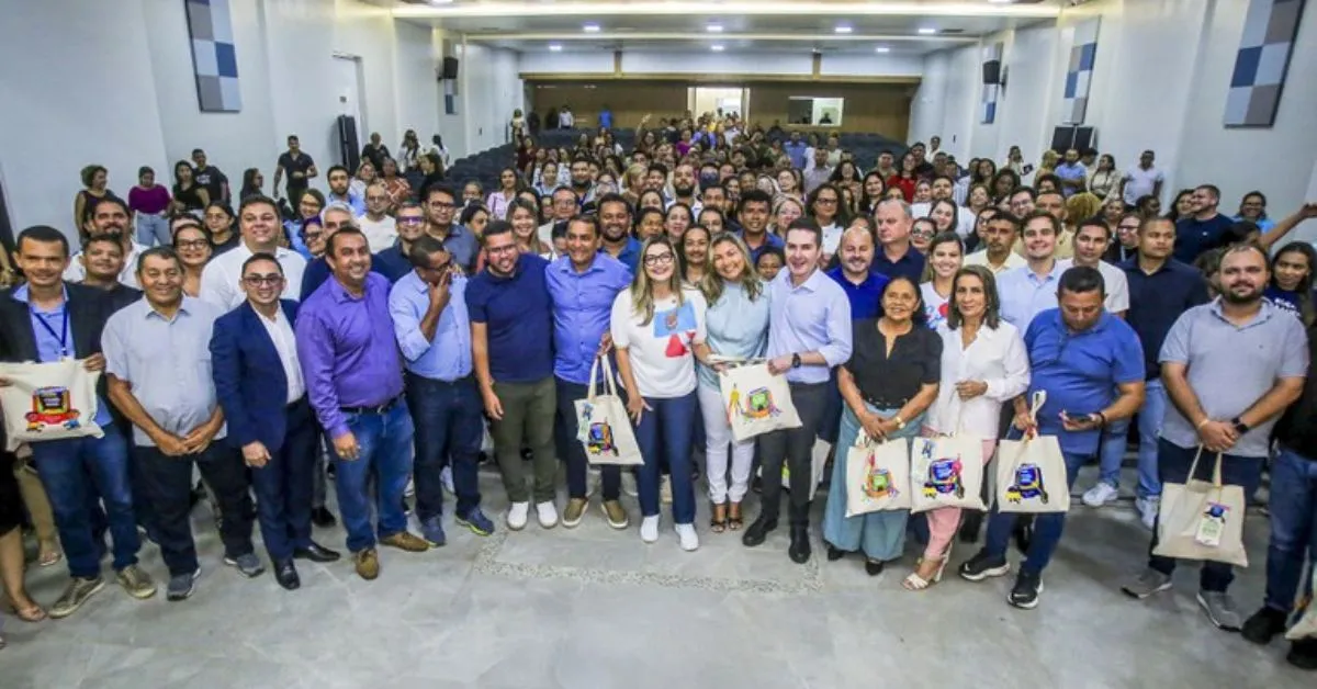 Evento reuniu prefeitos e representantes de 10 municípios do Pará e teve como principal objetivo acelerar os investimentos federais em infraestrutura.