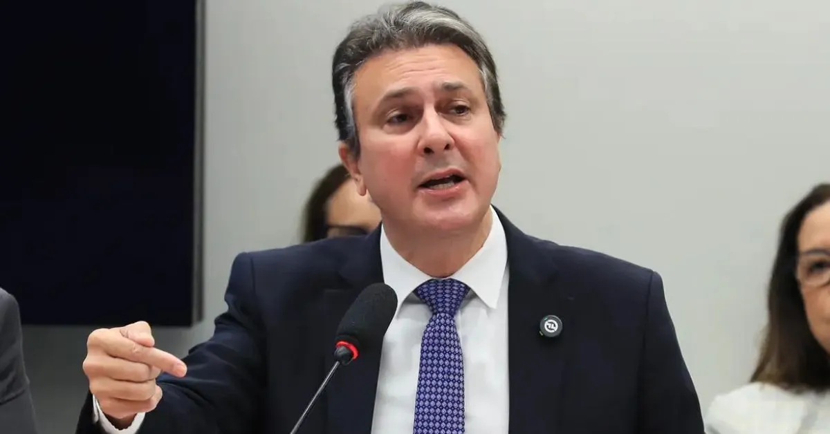 Segundo o ministro, o congelamento de R$ 31,3 bilhões de gastos não obrigatórios do Orçamento de 2025, anunciado na semana passada, não afetará as instituições federais de ensino.