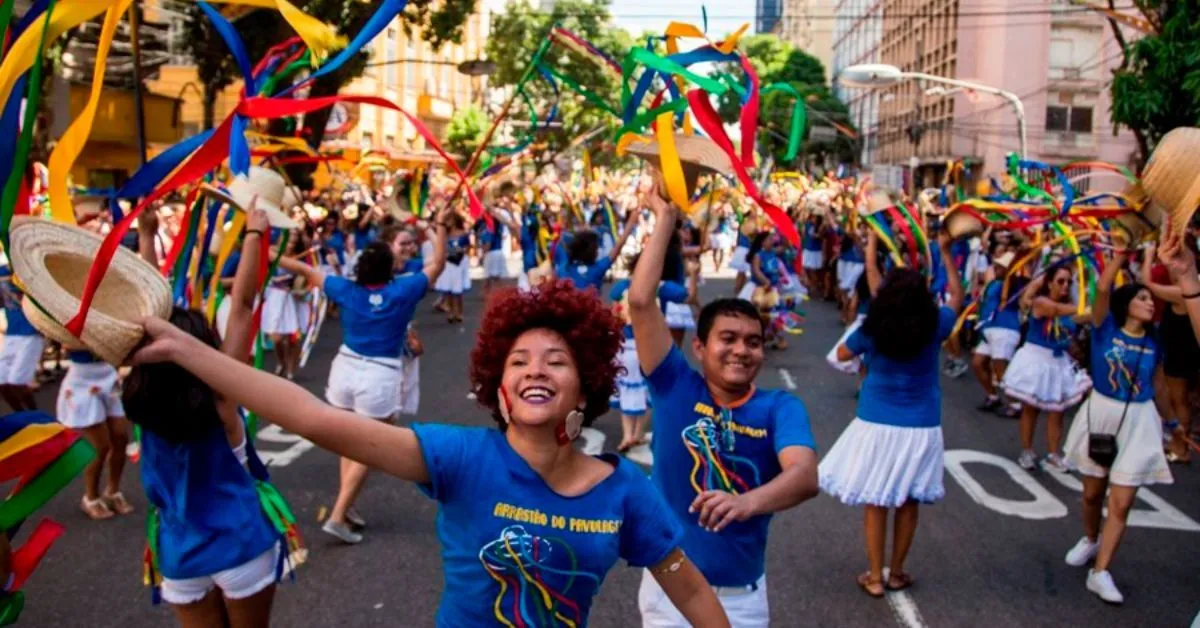 Arrastão do Pavulagem ganha ainda mais visibilidade no calendário oficial do estado, consolidando-se como uma das principais expressões culturais do Pará.