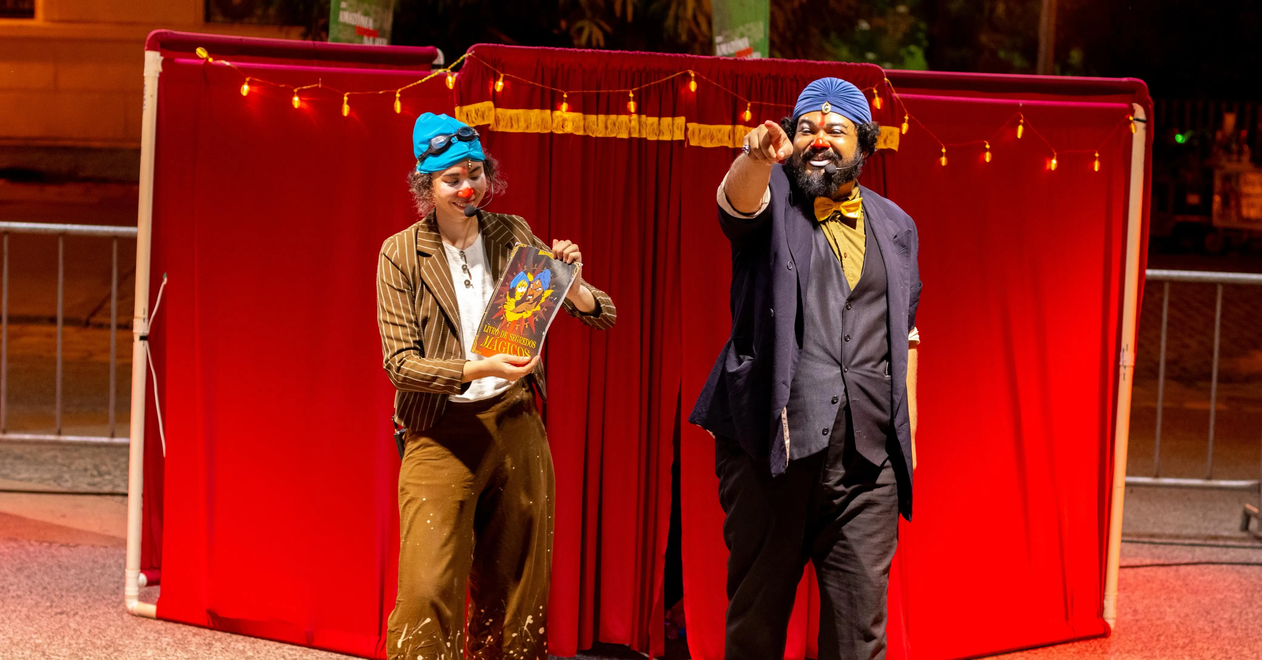 Combinando palhaçaria, mágica e ilusionismo, o Grupo Folhas de Papel apresenta o espetáculo gratuito “Magya e Mystério” neste domingo (18), a partir das 17h30, no Teatro Municipal de Ananindeua.