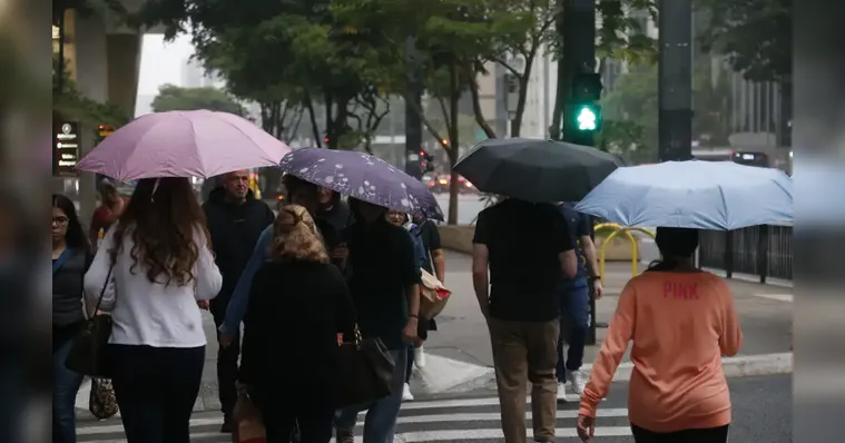 Inmet alerta para queda de temperatura em várias regiões do Brasil a partir de 28 de maio, com mínimas abaixo de 10°C em algumas cidades.