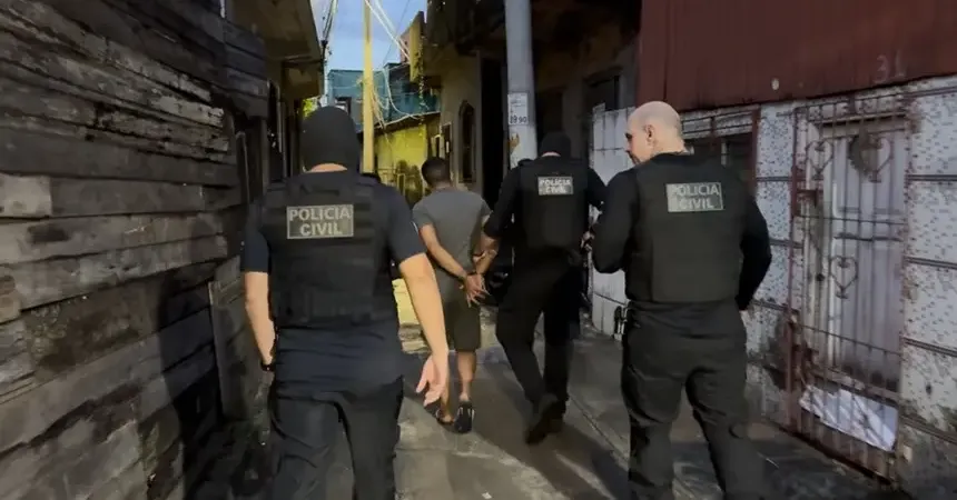 A "Operação Caminhos Seguros" integra uma mobilização nacional coordenada pelo Ministério da Justiça e Segurança Pública (MJSP), com o objetivo de enfrentar a violência sexual contra crianças e adolescentes de forma articulada e qualificada.