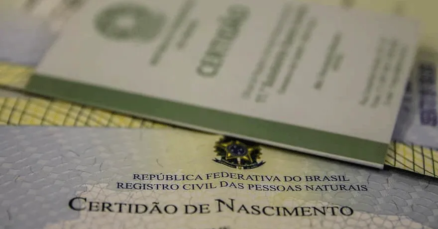 Após anos de domínio masculino, nome feminino conquista o topo das certidões de nascimento no Brasil.