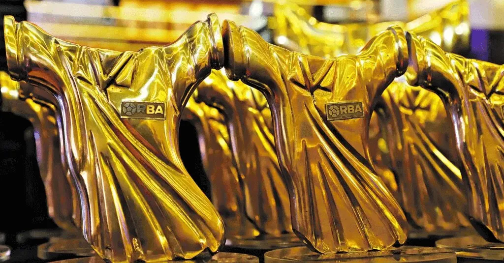 O Troféu Camisa 13 premia os craques do futebol paraense.