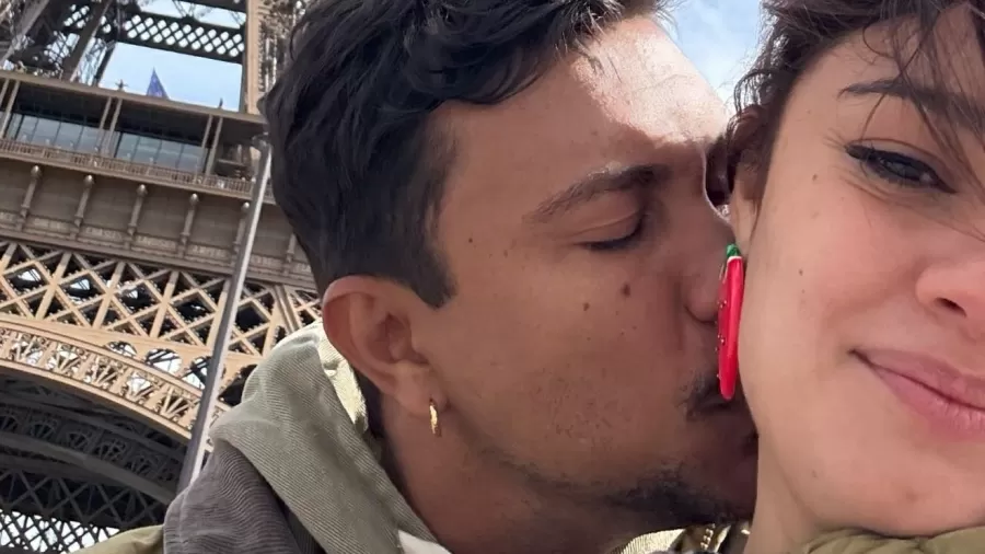 Xamã e Sophie Charlotte são vistos juntos em Paris após término.