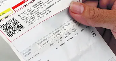 Os descontos podem chegar a até 65% na conta de luz. Veja como garantir!